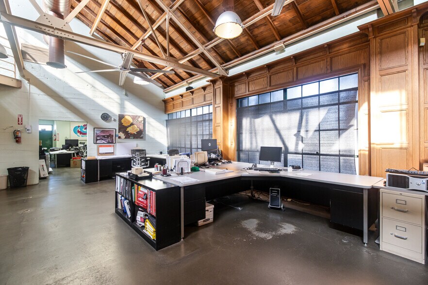 More Photos Of 408 S Stoddard Ave, San Bernardino Office For Sale