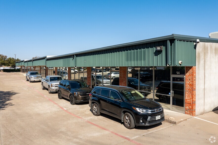 Primary Photo Of 720 Valley Ridge Cir, Lewisville Showroom For Lease