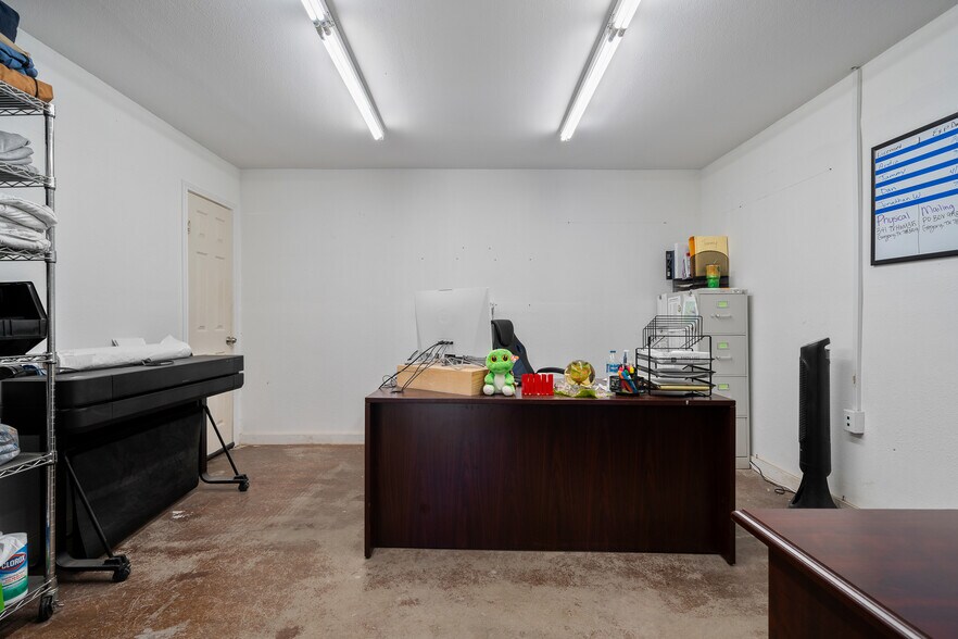 More Photos Of 341 TX Highway 35 Hwy, Gregory Light Distribution For Sale