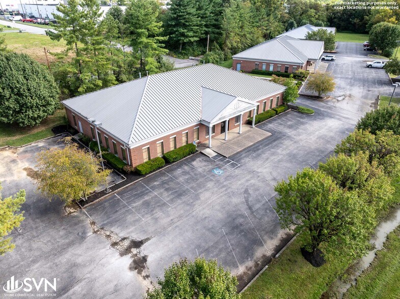 More Photos Of 1360 W 5th St, London Medical For Lease