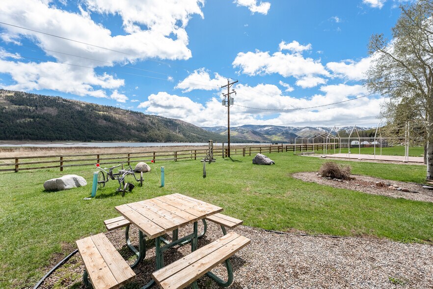 More Photos Of 17460 County Road 501, Bayfield Restaurant For Lease