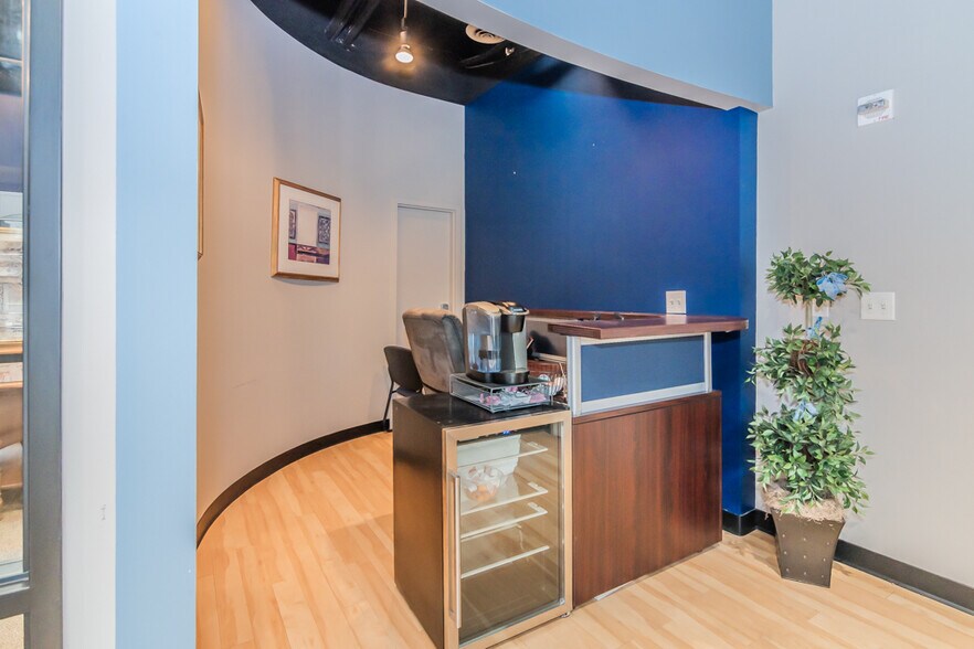 More Photos Of 1101 Walnut St, Kansas City Apartments For Sale