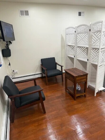 More Photos Of 215th St, Bayside Apartments For Sale
