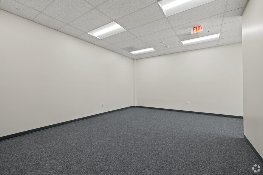 More Photos Of 5305 N Mays St, Georgetown Unknown For Lease