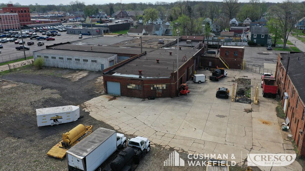 More Photos Of 201 Williams St, Elyria Warehouse For Sale
