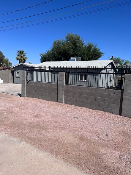 More Photos Of 404 E Centre Ave, Buckeye Warehouse For Sale