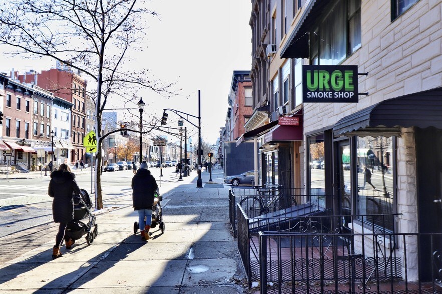More Photos Of 704 Washington St, Hoboken Storefront Retail Residential For Lease