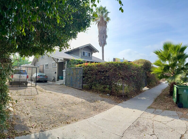 More Photos Of 6132 Romaine St, Los Angeles Land For Sale