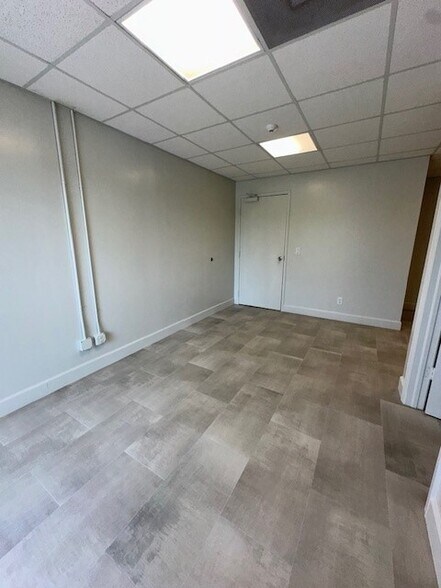 More Photos Of 2755 Vista Pky, West Palm Beach Coworking Space