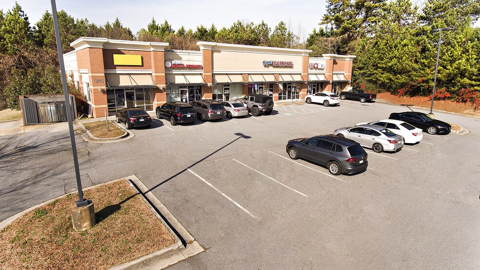More Photos Of 5245 Buford Hwy, Norcross Storefront Retail Office For Lease