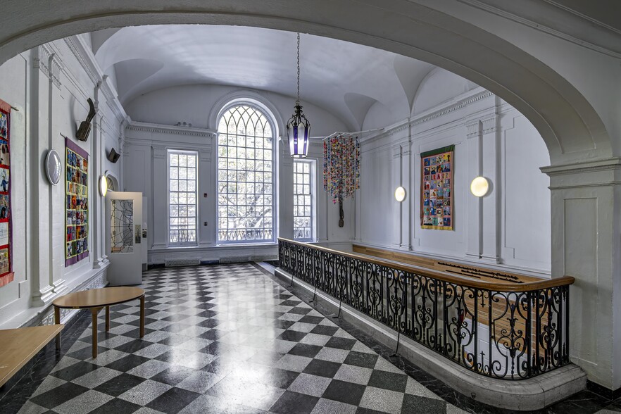 More Photos Of 150 W 85th St, New York Schools For Sale