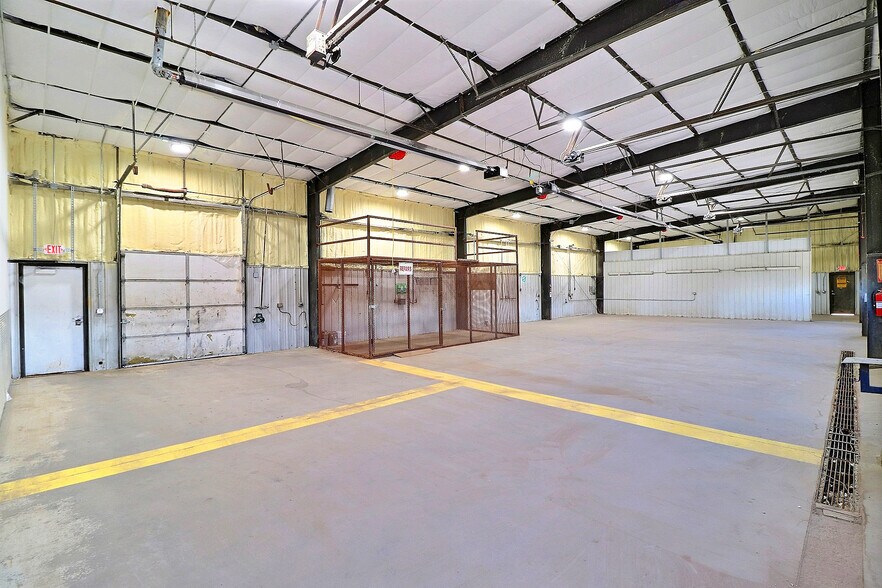 More Photos Of 1616 2nd Ave, Greeley Industrial For Sale