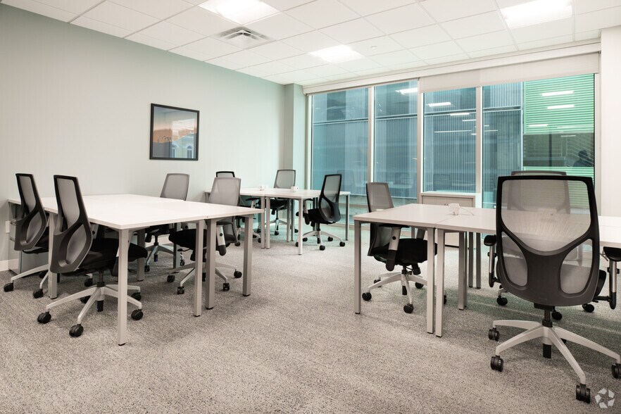 More Photos Of 501 Congress Ave, Austin Office For Lease