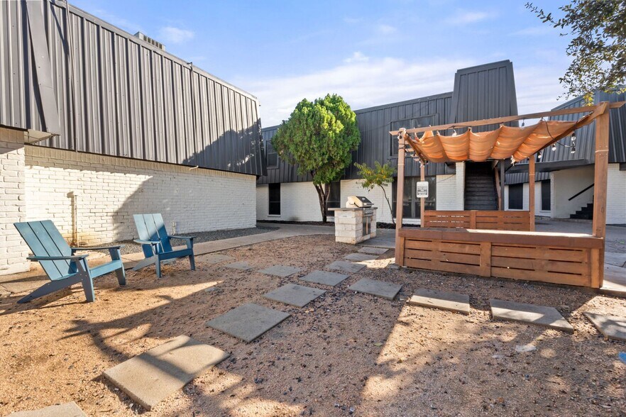 Primary Photo Of 1720 Wooten Park Dr, Austin Apartments For Sale