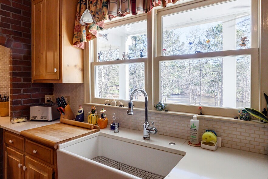 More Photos Of 253 Wright Rd, Temple Specialty For Sale