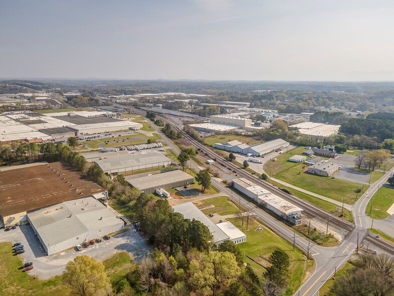 More Photos Of 2124 Hamilton St, Dalton Research And Development For Sale
