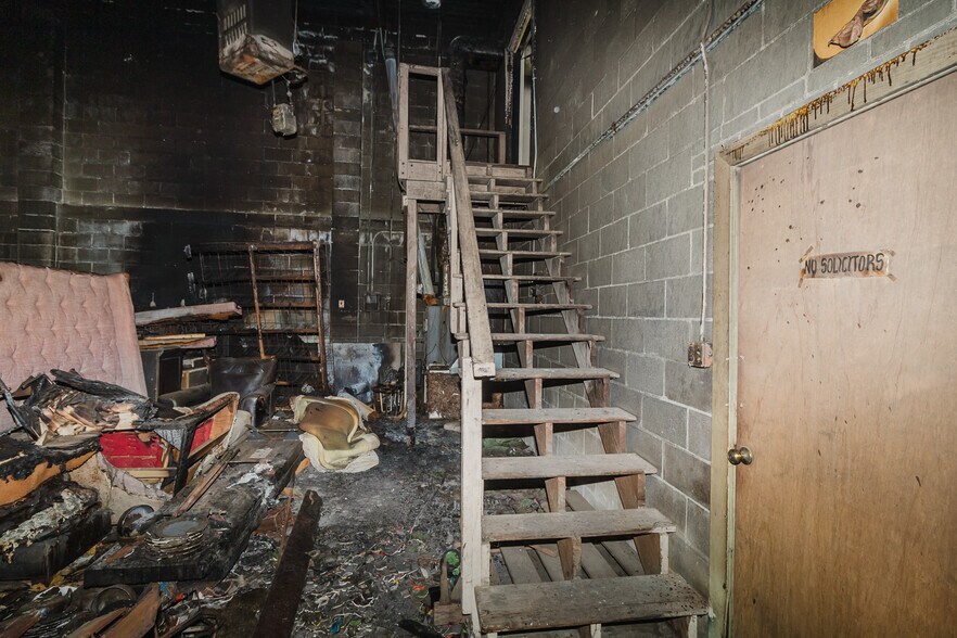 More Photos Of 470 N Seneca St, Wichita Warehouse For Sale