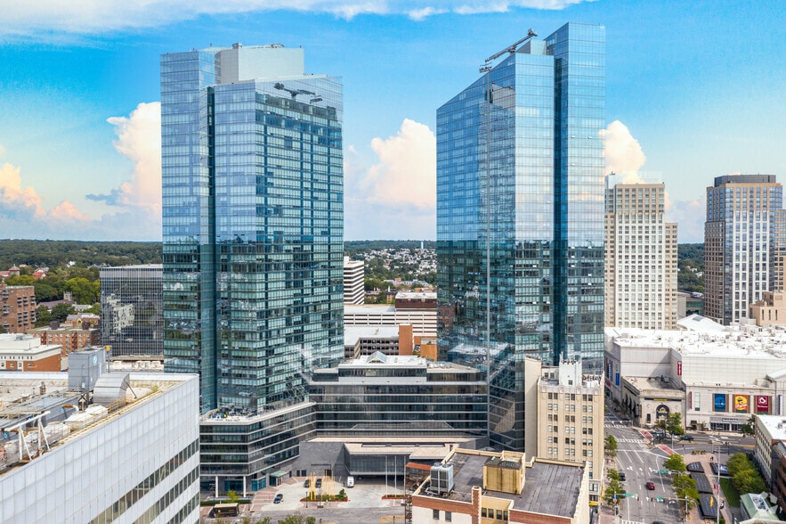 More Photos Of 7 Renaissance Sq, White Plains Office For Lease