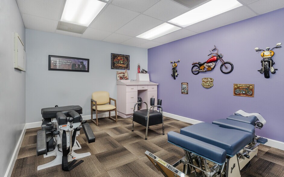 More Photos Of 150 Pondella Rd, North Fort Myers Medical For Sale