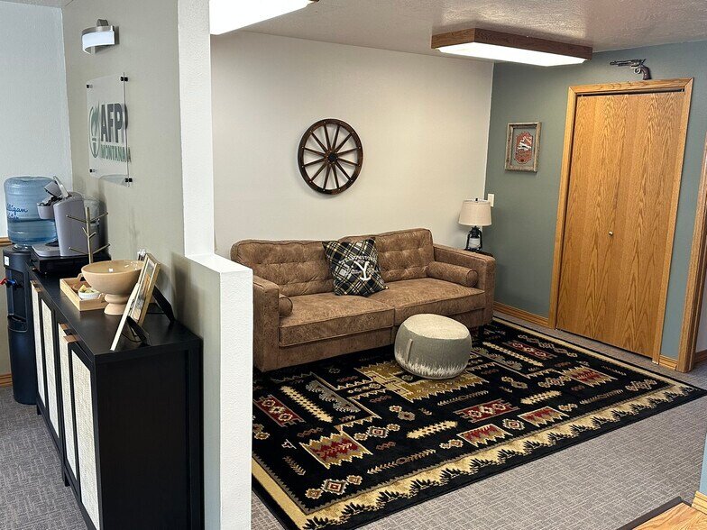 More Photos Of 325-327 E. Broadway, Missoula Office For Lease