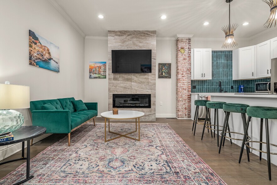 More Photos Of 511 Campbell St, Kansas City Apartments For Sale