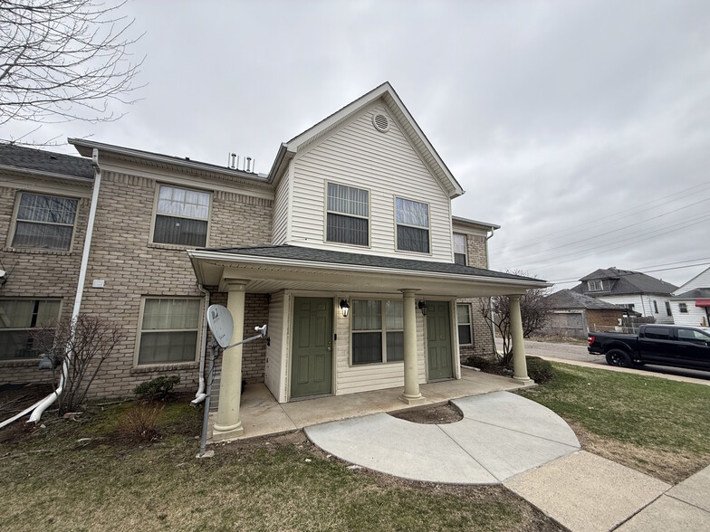 More Photos Of 8931 Mount Elliott St, Detroit Apartments For Sale