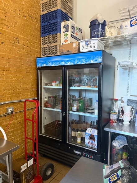 More Photos Of 207 E Virginia St, McKinney General Retail For Lease