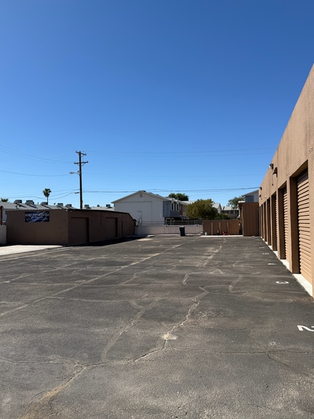 More Photos Of 2650 N Scottsdale Rd, Tempe Auto Dealership For Sale