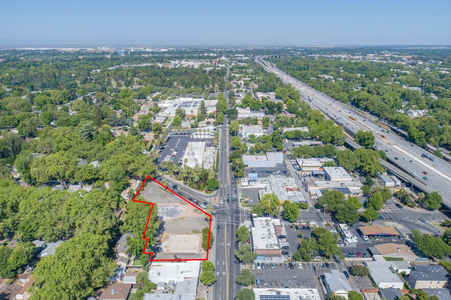 More Photos Of 1600 Broadway, Sacramento Apartments For Lease