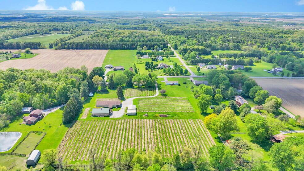 More Photos Of 1900 Winchester Southern Rd, Canal Winchester Winery Vineyard For Sale