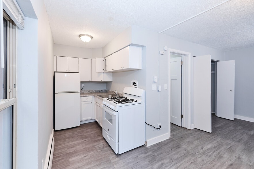 More Photos Of 2110 S Park Ave, Minneapolis Apartments For Sale