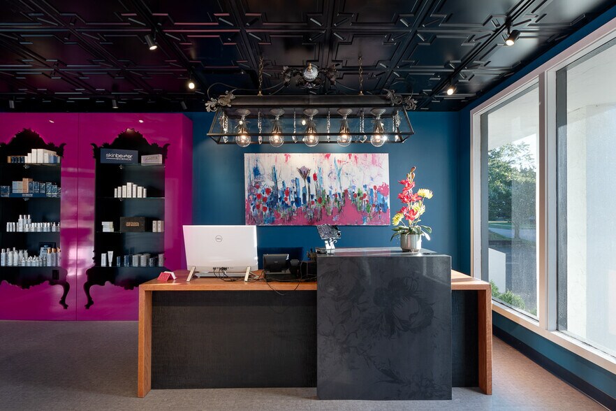 More Photos Of 2404 4th St, Cuyahoga Falls Office For Sale