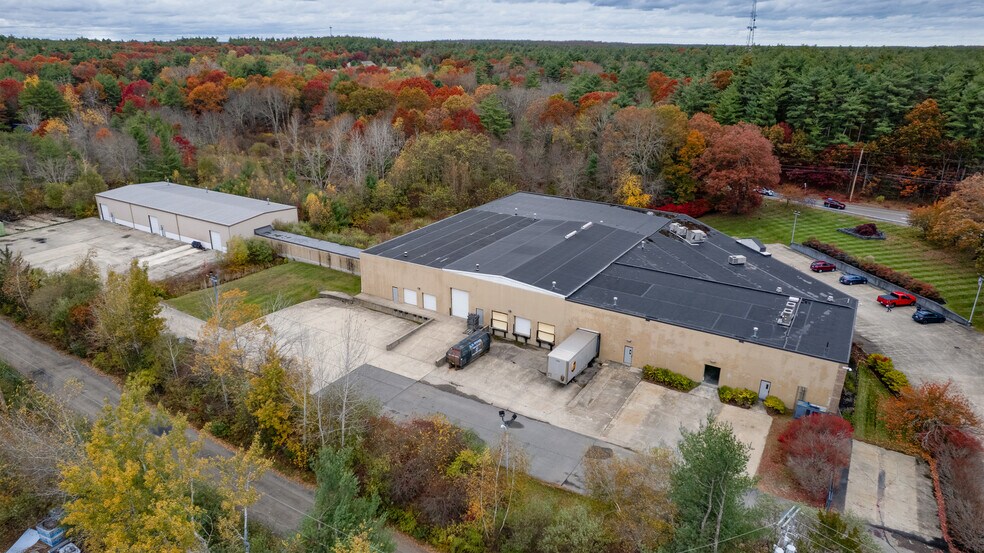 More Photos Of 121 Franklin St, Hanson Manufacturing For Sale