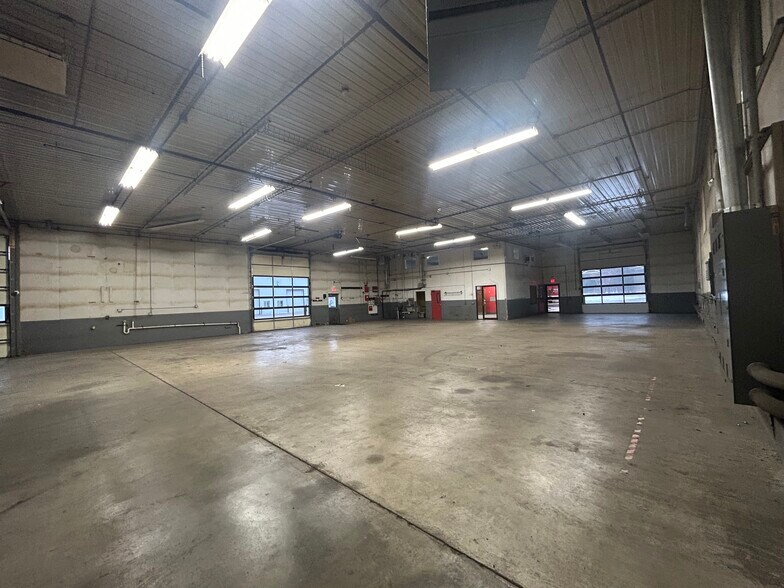 More Photos Of 9350 Shaver Rd, Portage Manufacturing For Lease