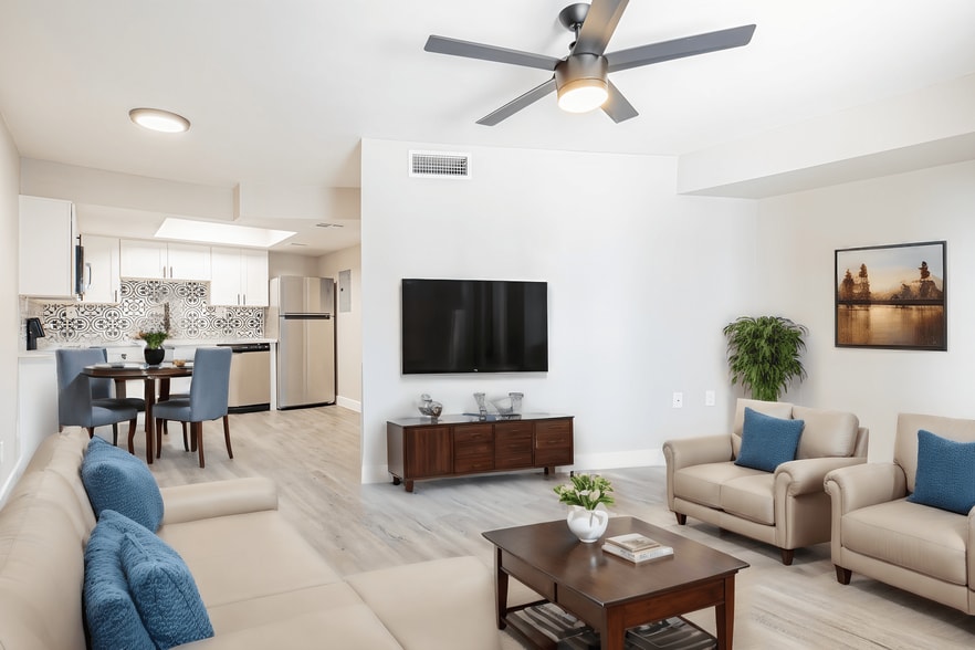 More Photos Of 2930 N 52nd St, Phoenix Apartments For Sale