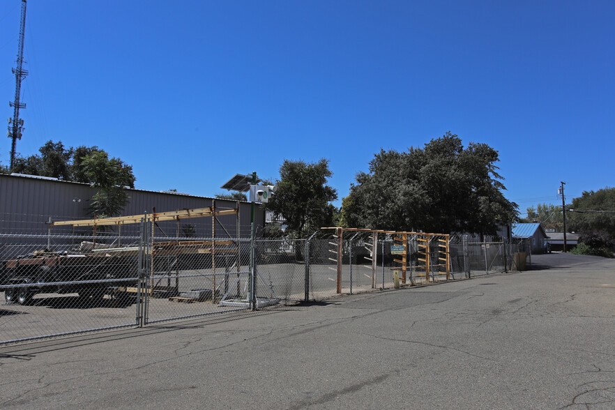 More Photos Of 5920 Rosebud Ln, Sacramento Warehouse For Sale