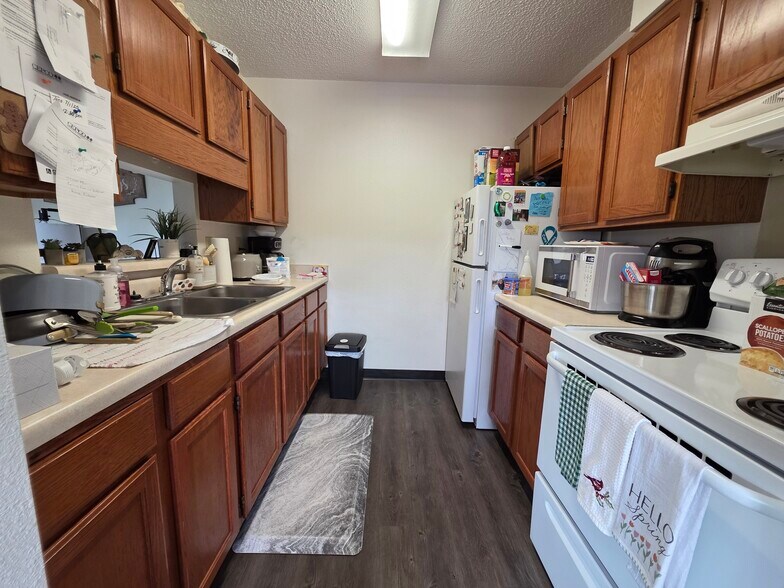More Photos Of 3040 Bridge St NW, Saint Francis Apartments For Sale