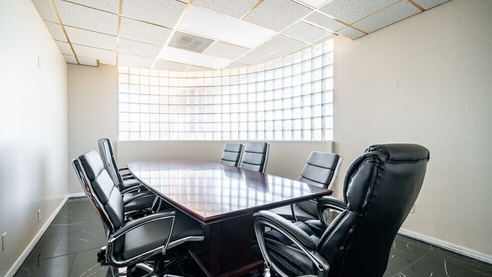 More Photos Of 715 N Gilbert Rd, Mesa Medical For Sale