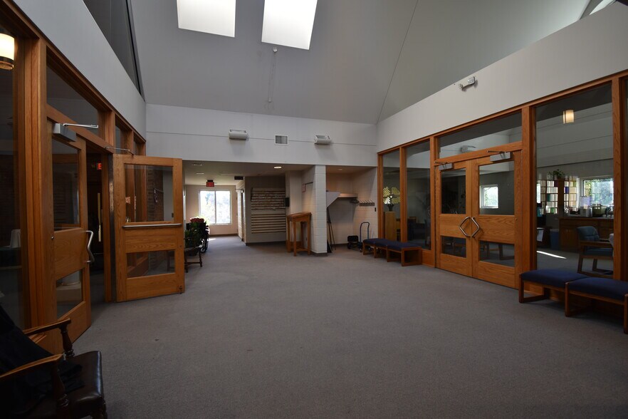 More Photos Of 165 E Square Lake Rd, Bloomfield Hills Religious Facility For Sale