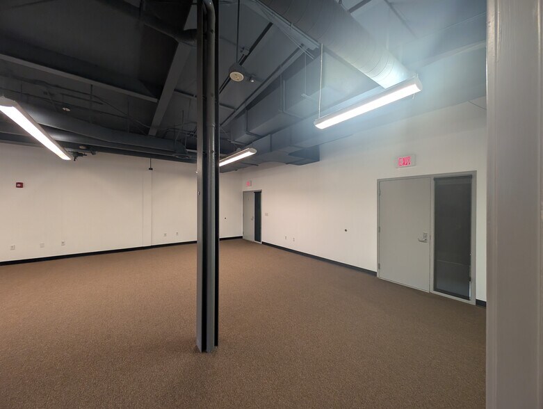 More Photos Of 3670 W Temple Ave, Pomona Office For Lease