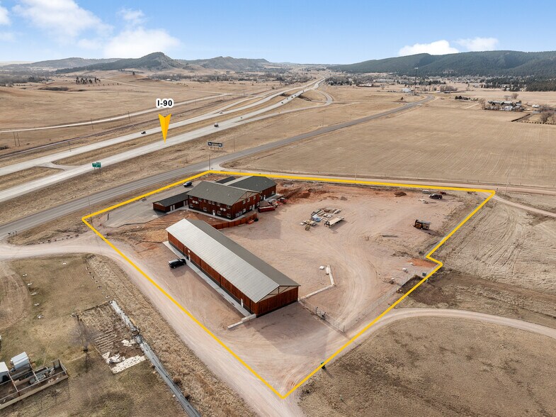 17555 Sturgis  