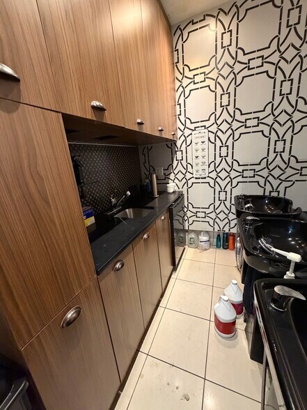 More Photos Of 181 Hester St, New York Apartments For Sale
