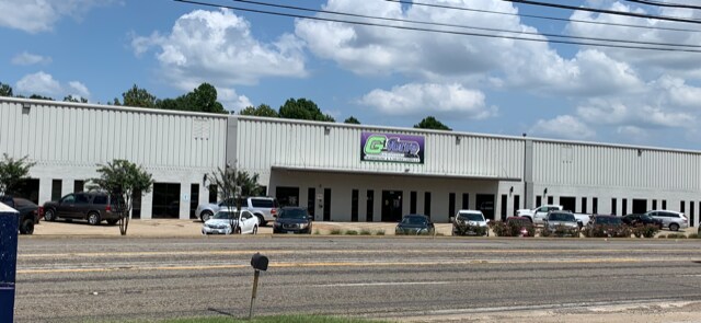More Photos Of 4800 Gilmer Rd, Longview Industrial For Sale
