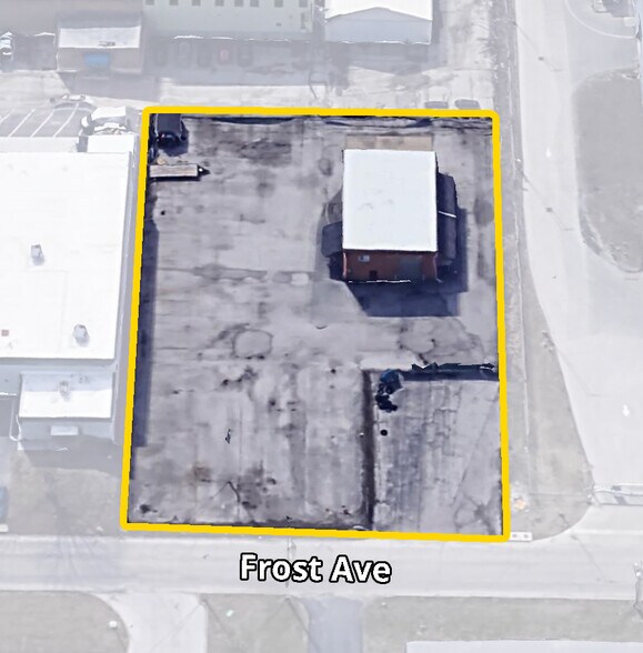 More Photos Of 8870 Frost Ave, Saint Louis Service For Lease