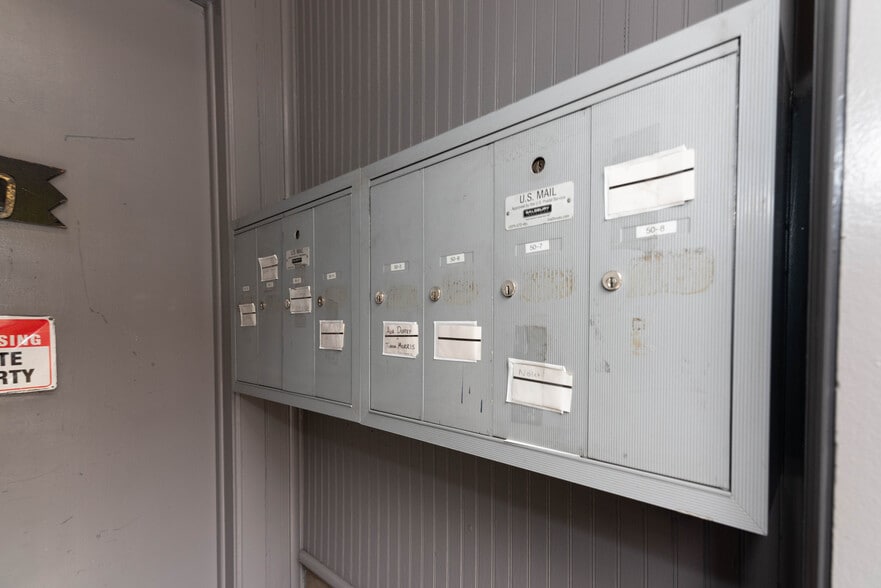 More Photos Of 50 W Biddle St, Baltimore Apartments For Sale