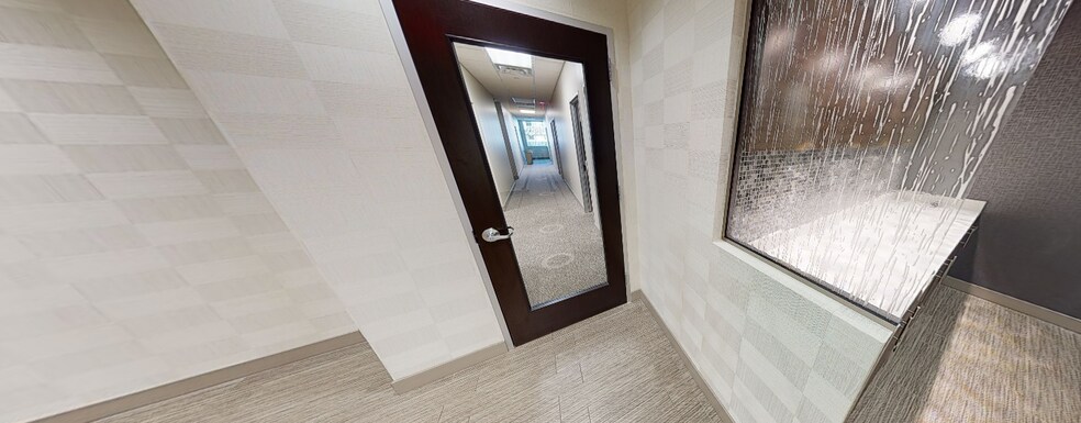 Primary Photo Of 3900 Junius St, Dallas Medical For Lease