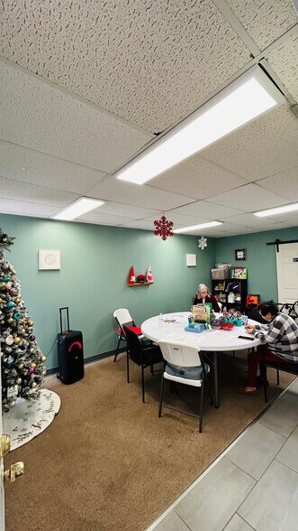More Photos Of 302 S Collins St, Plant City General Retail For Sale