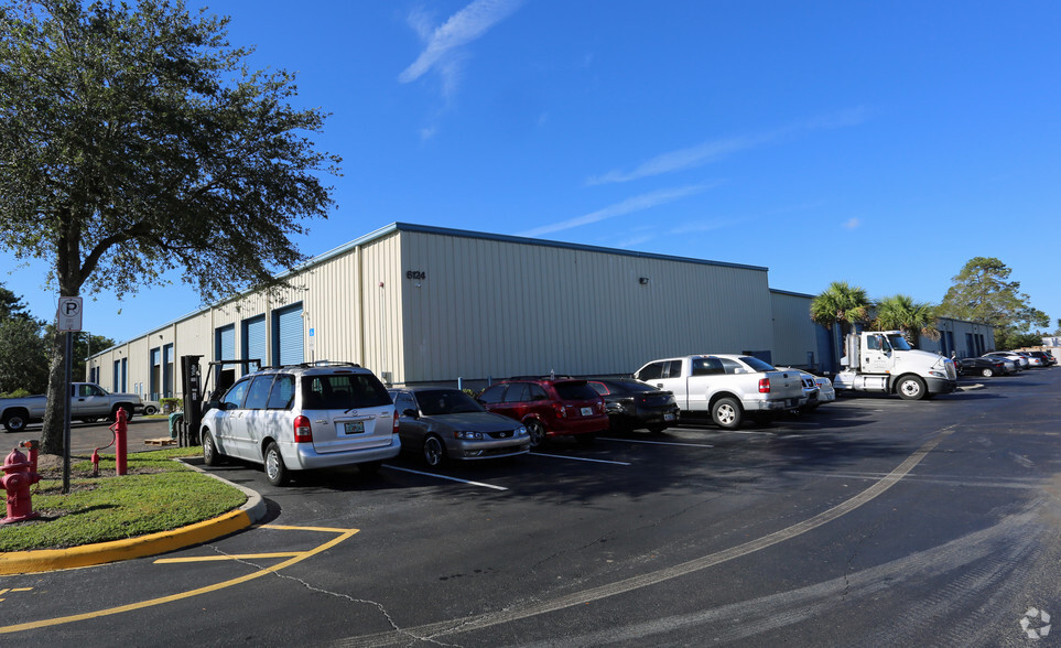 Primary Photo Of 6124 Hanging Moss Rd, Orlando Unknown For Lease