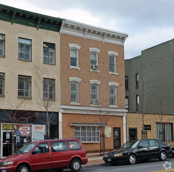 More Photos Of 519 State St, Schenectady Office For Lease