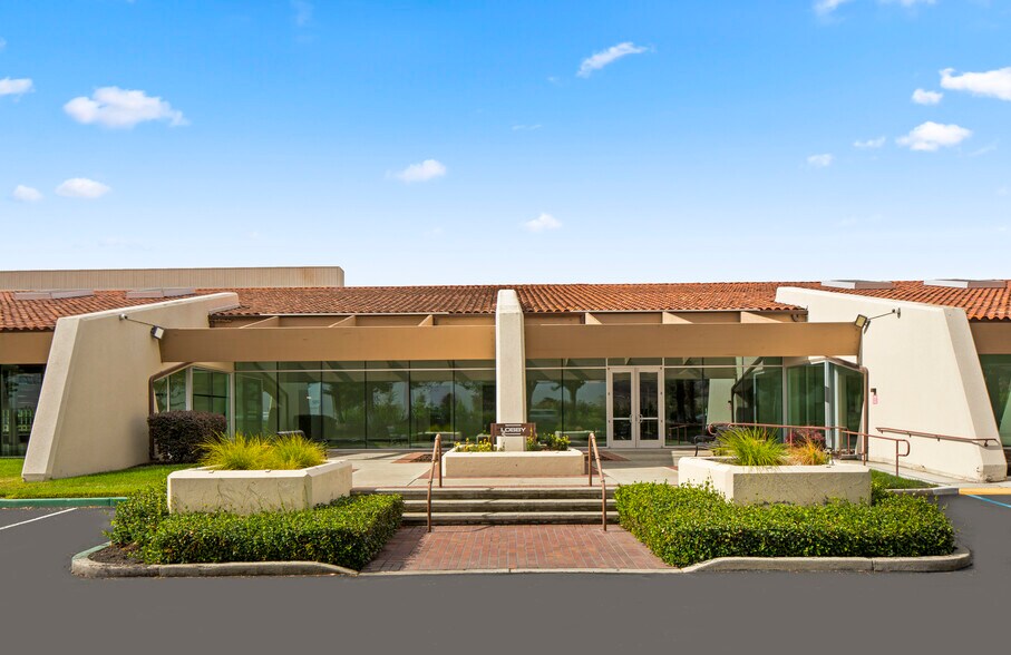 Primary Photo Of 195 S Milpitas Blvd, Milpitas Research And Development For Lease